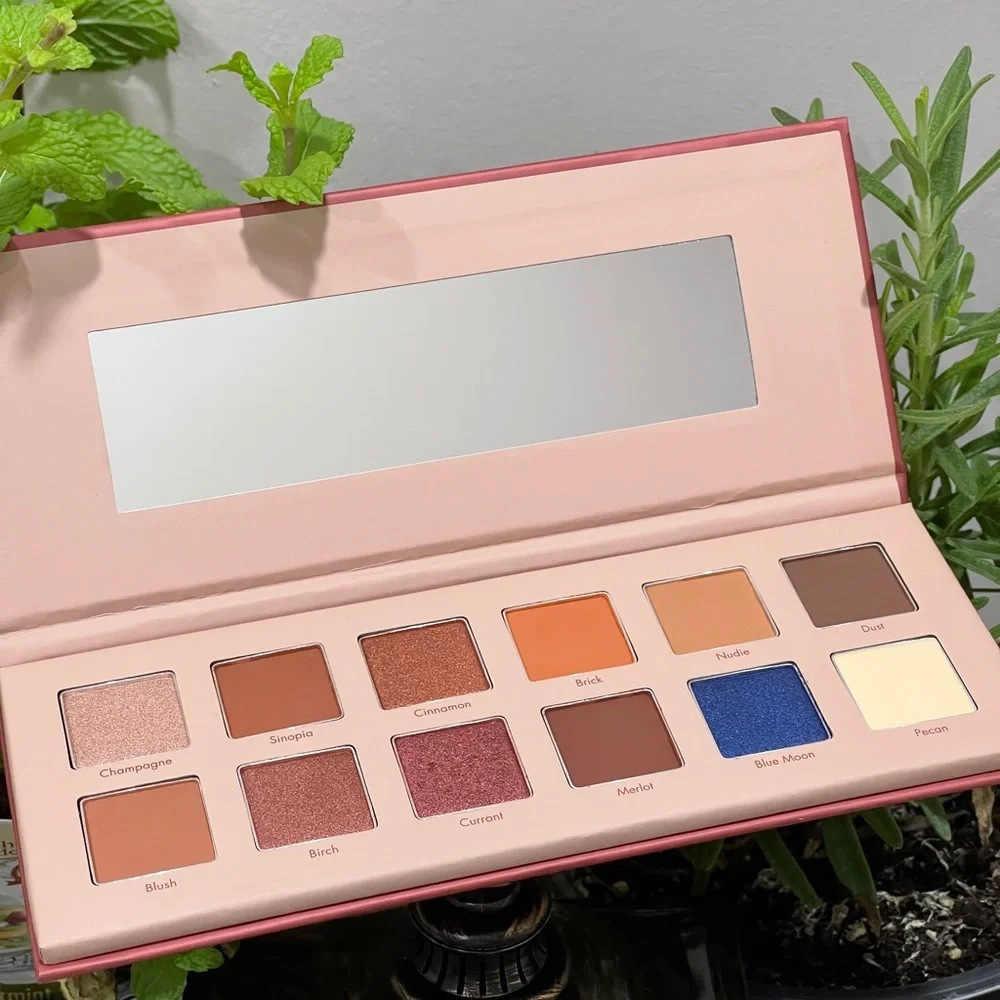 MELLOW Cosmetics Sinopia Eyeshadow Palette